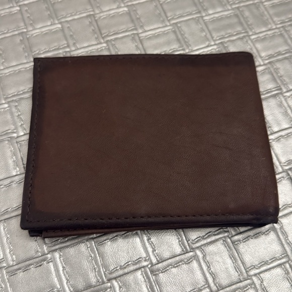 Vintage Pierre Cardin Brown Leather Wallet - Picture 7 of 8